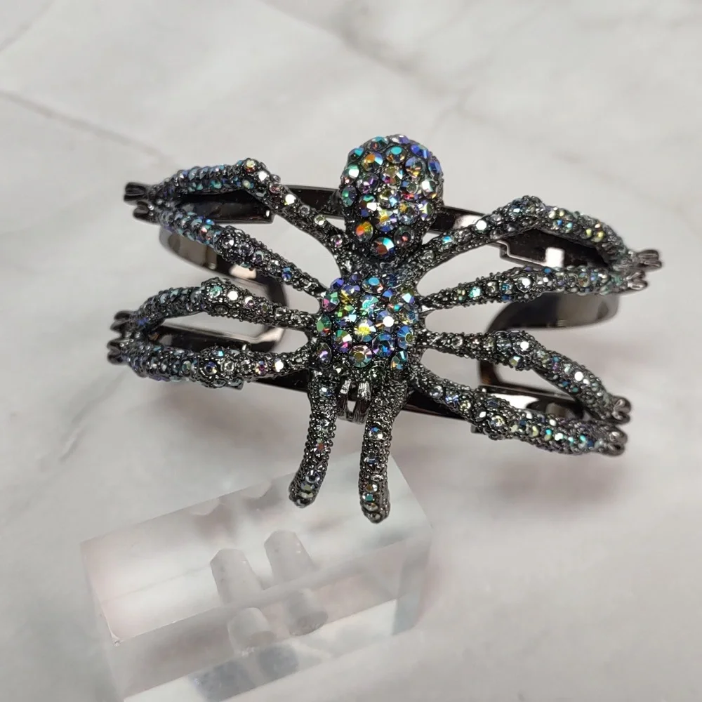 Kirk's Folly Enchanted Aurora Borealis Spider Bracelet - Picture 3 of 10